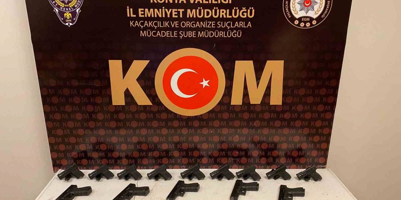 Kamp Malzemeleri Arasından Çok Sayıda Ruhsatsız Tabanca Bulundu