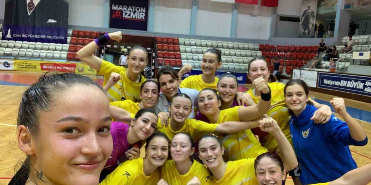 Yenimahalle Belediyesi Hentbol Kadın Takımı Haftayı Galibiyetle Kapattı