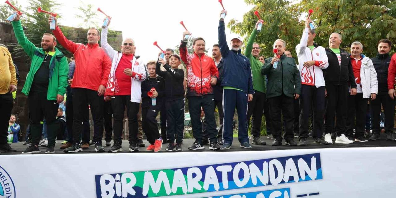 Başkan Büyükkılıç: “Uluslararası Yarı Maratonu’nda Geri Sayım Başladı”