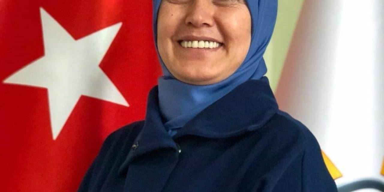Ak Parti Niğde Kadın Kolları Başkanı Temur İstifa Etti