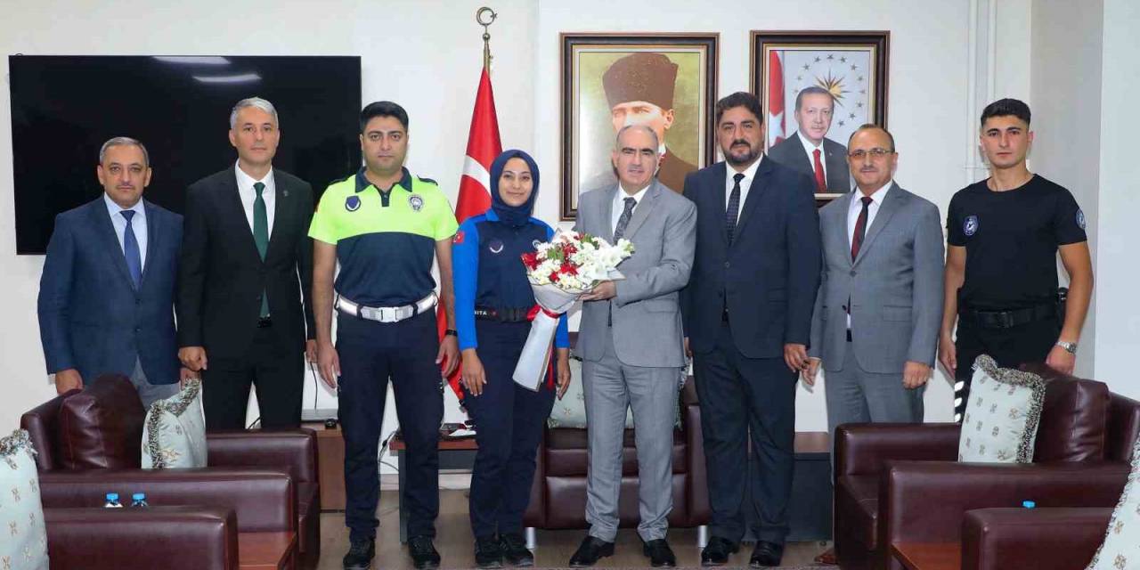 Vali Özkan: “Zabıta, Vatandaşların Sağlığı, Huzuru Ve Asayişin Temininde Önemli Bir Fonksiyon İfa Ediyor”