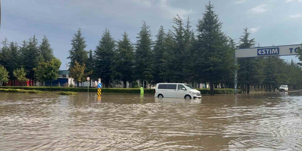 Eski Topu Sanayi Sitelerine Attı