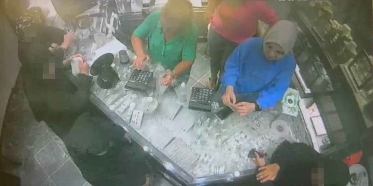 Çocukları Hırsızlığa Alet Ettiler: Kaşla Göz Arasında 60 Bin Tl’lik Yüzükler Böyle Çalındı
