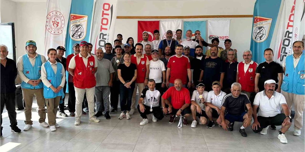 Karaman Atıcılık Takımı Konya’dan Madalyalarla Döndü