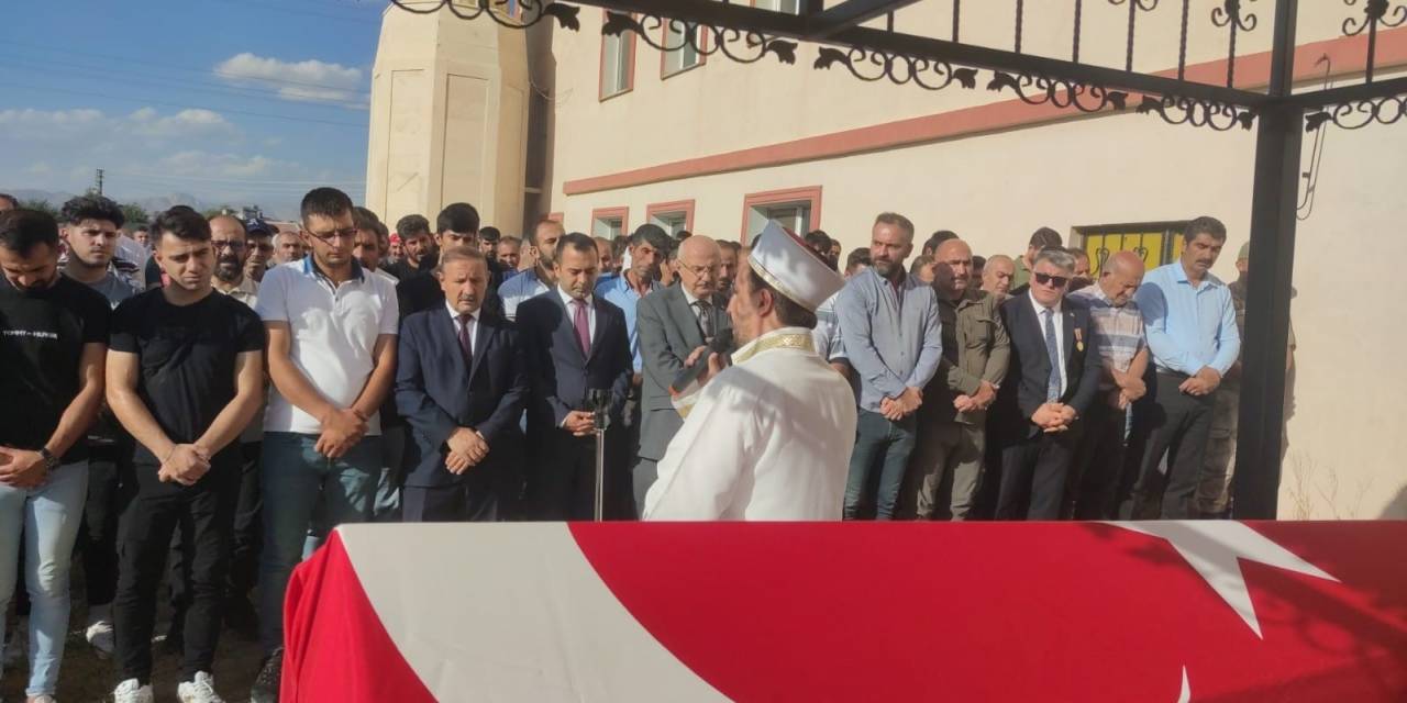 Dağlıca Gazisi Dualarla Son Yolculuğuna Uğurlandı