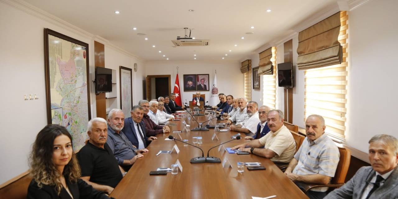 Vali Dağlı’dan Muhtarlarla Huzur Toplantısı