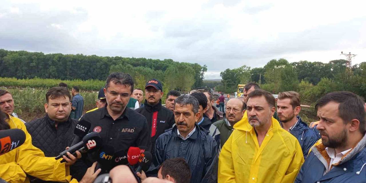 Afad Başkanı Sel Bölgesini İnceledi: Selin Vurduğu Bungalov Evler, Yerleşime Kapalı Alan Çıktı