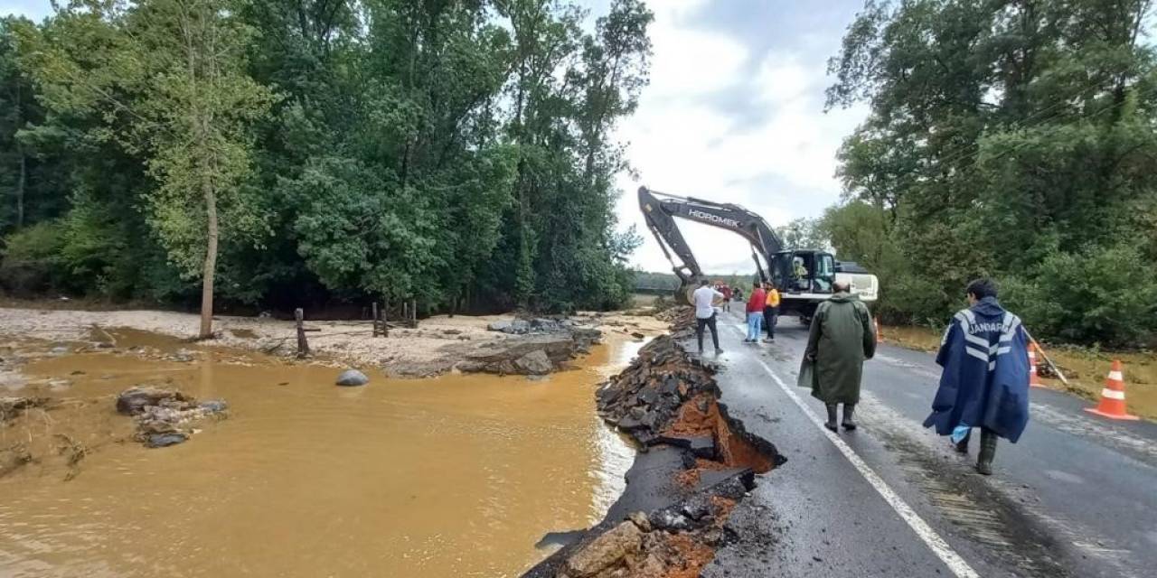 Halkın Güvenliği İçin Sel Bölgesinde Planlı Elektrik Kesintisi