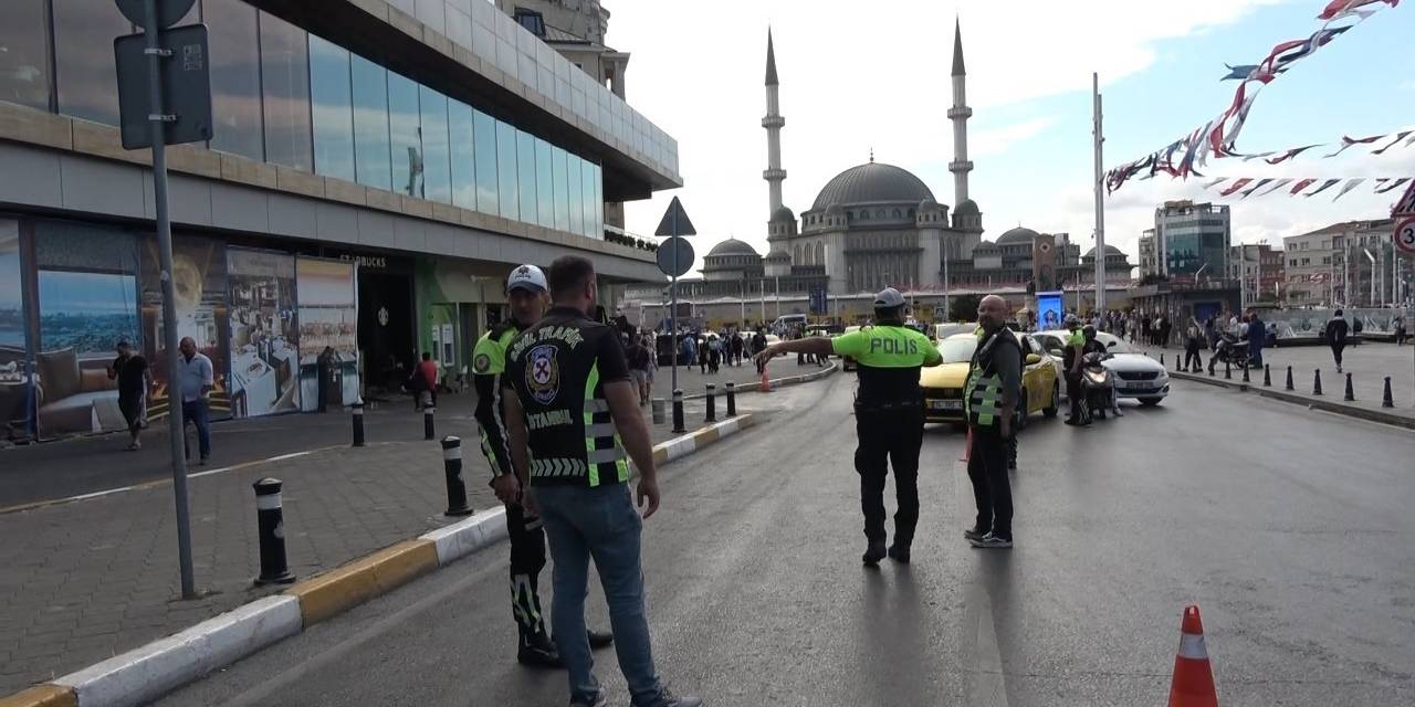 Taksim’de Ticari Taksi Denetimi