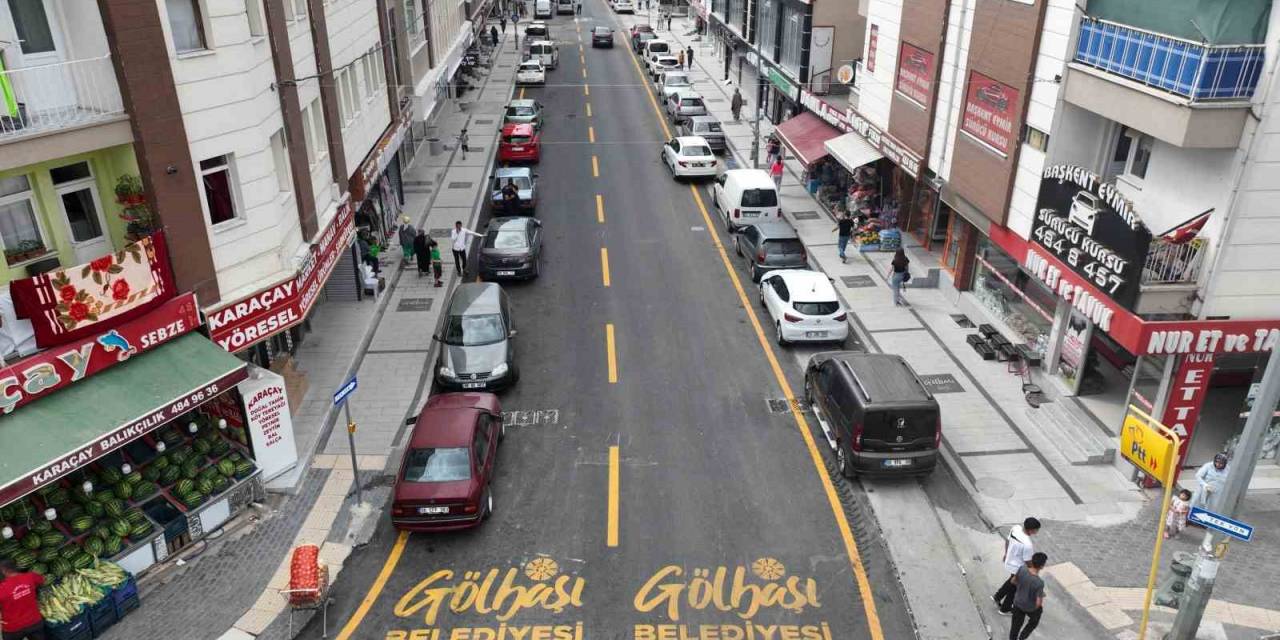 Gölbaşı Belediyesi 2019’dan Bu Yana 194 Bin Ton Asfalt Döktü