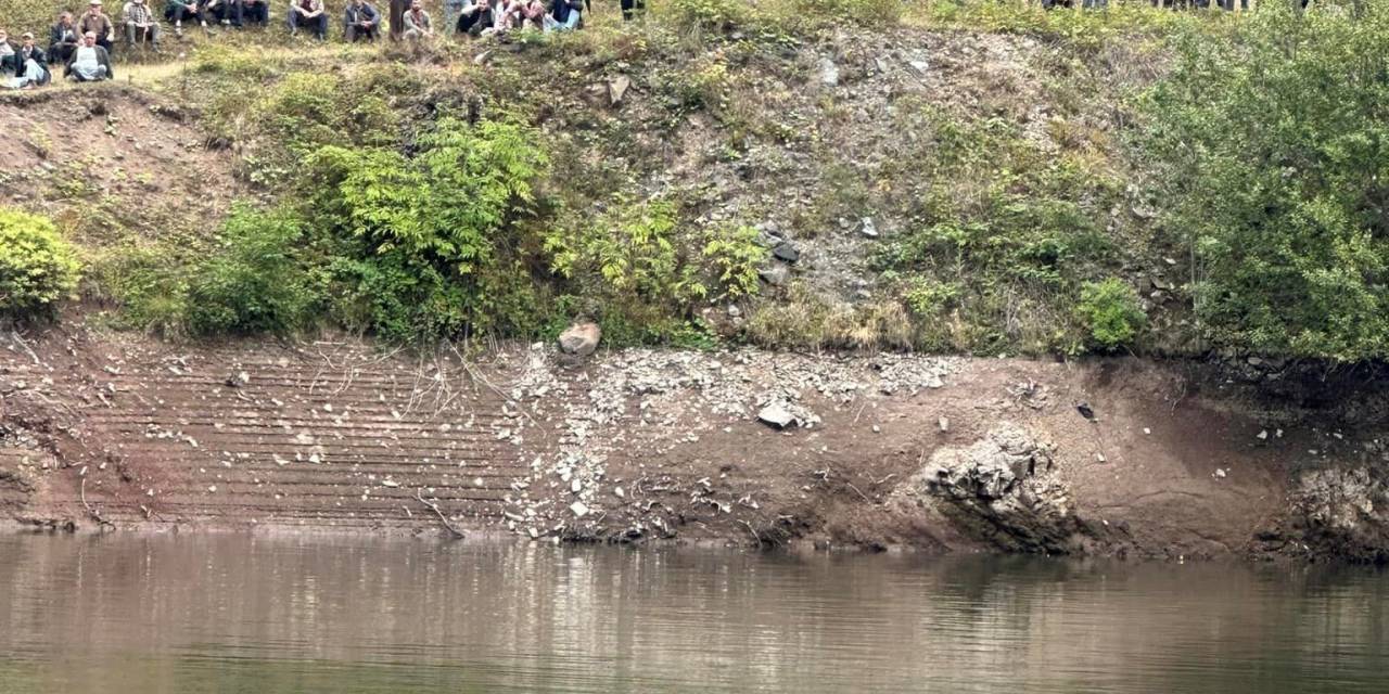 Hayvanları Otlatırken Kaybolan 13 Yaşındaki Emirhan’ı Arama Çalışmaları Devam Ediyor