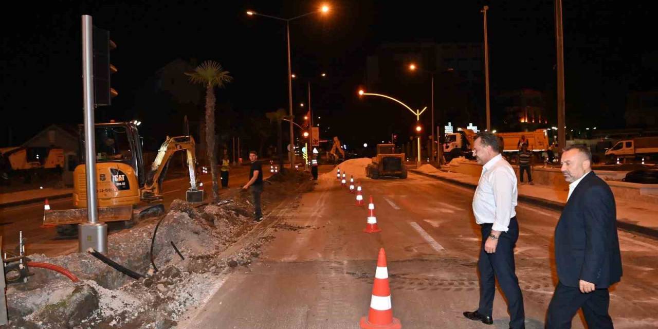 Balıkesir Tcdd Gar Meydanında Hummalı Çalışma