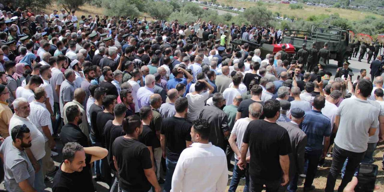 İzmirli Pençe-kilit Şehidini Binler Uğurladı