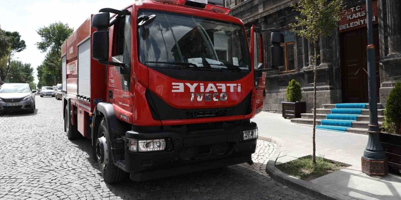 Kars’ta Belediyeye 23 Araç Kazandırıldı