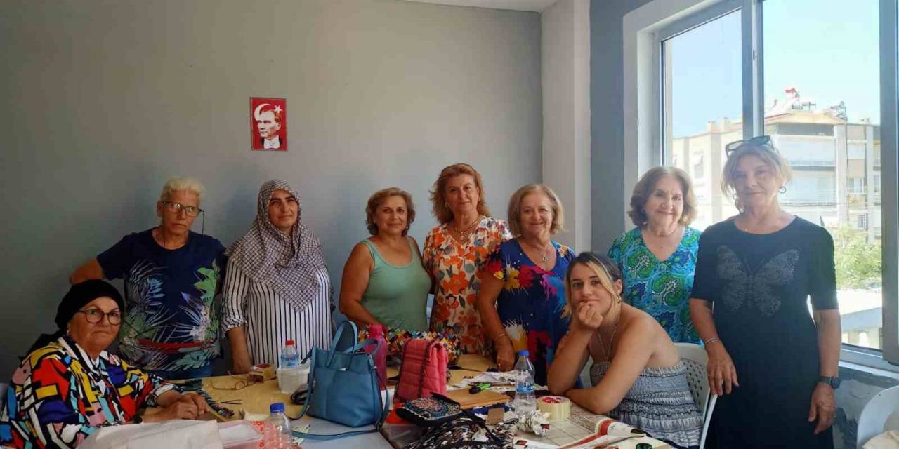 Ayvalık’ta Mahalle Evlerinde Kadınlar İçin Eğitim