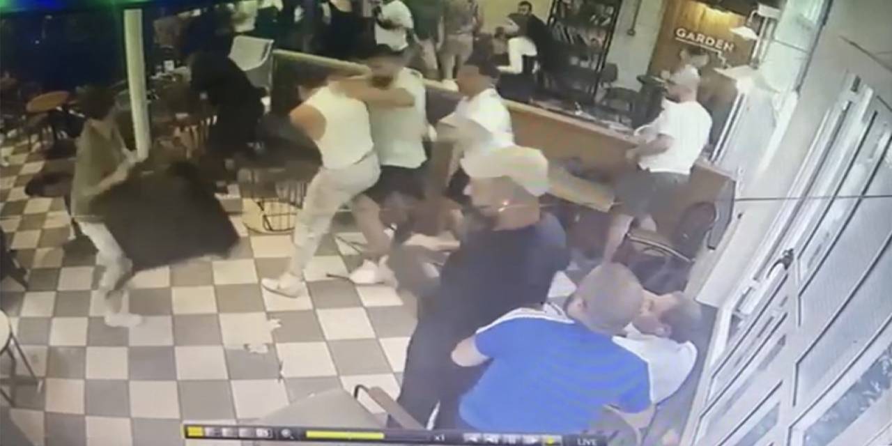 Nişantaşı’nda Fenomenlerin Tekme Ve Yumruklu Kavgası Kamerada: Masa Ve Sandalyeler Havada Uçuştu