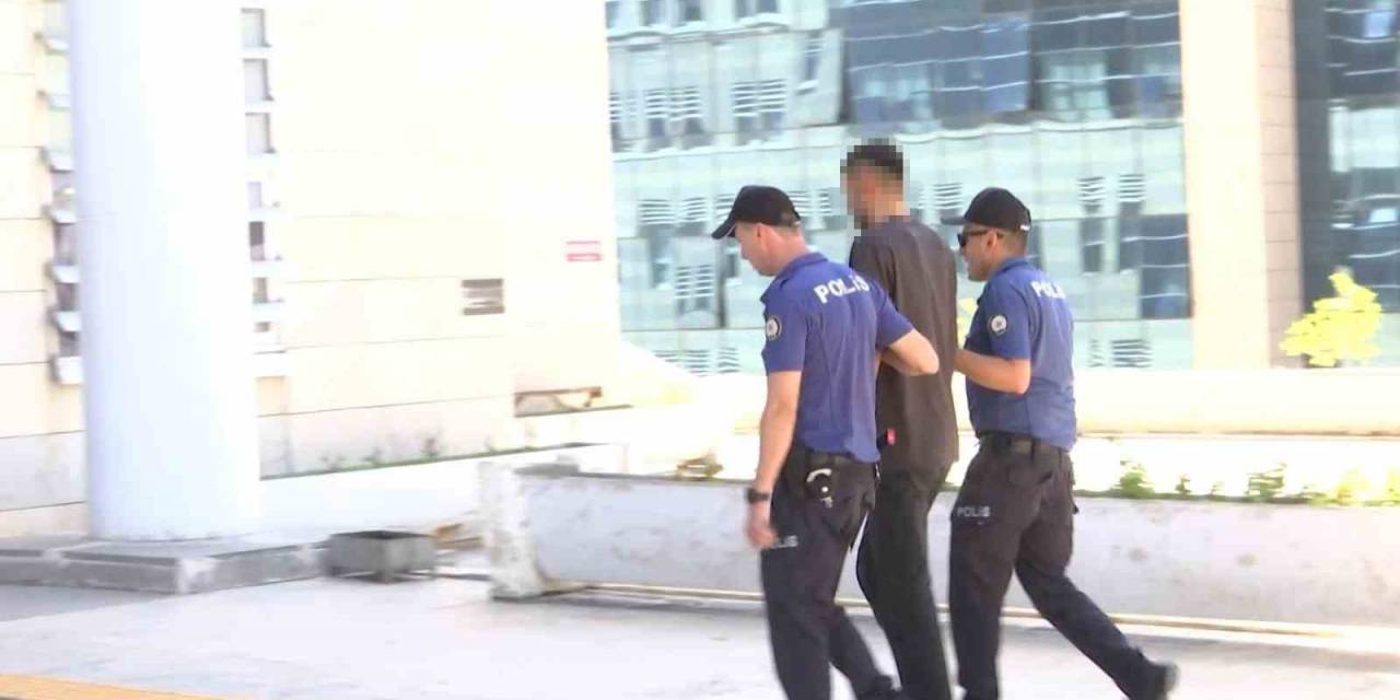 Basın Mensubuna Çekiçle Saldıran Zanlılar Yakalandı