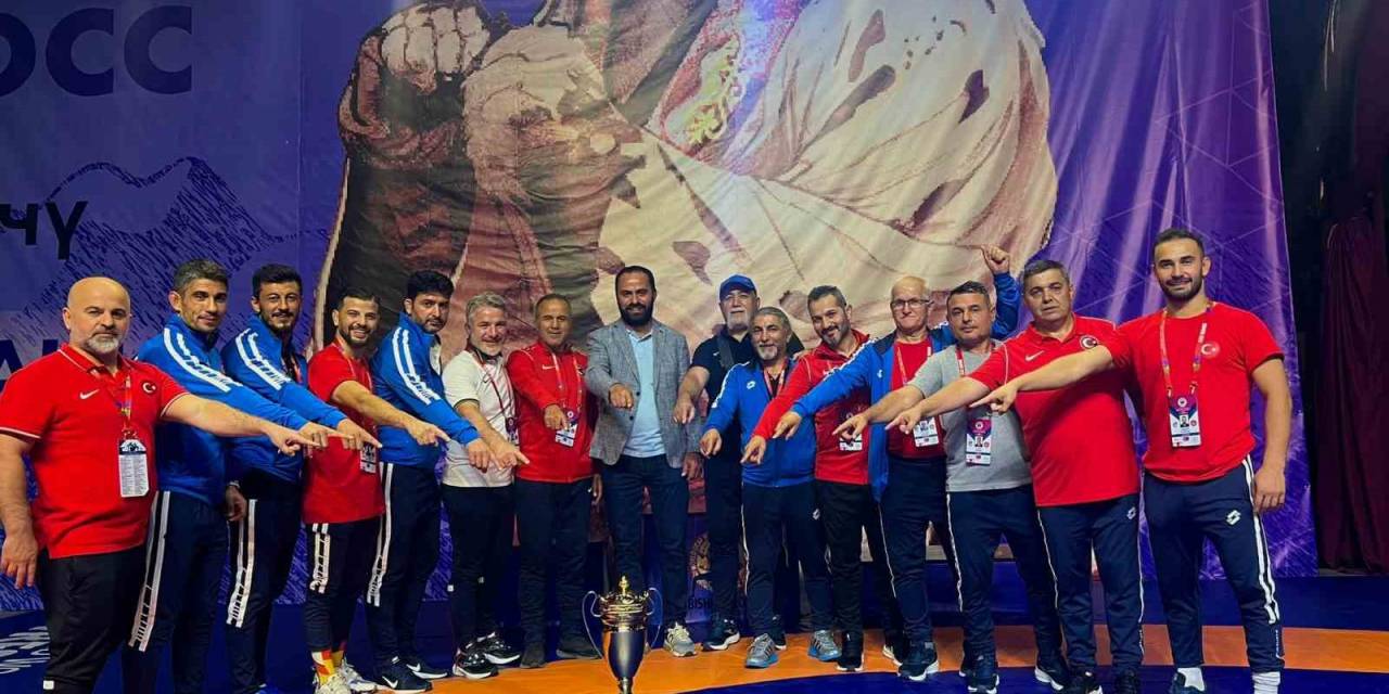 Milli Güreşçiler, Dünya İşitme Engellliler Güreş Şampiyonası’nın 3. Gününde 5 Madalya Kazandı