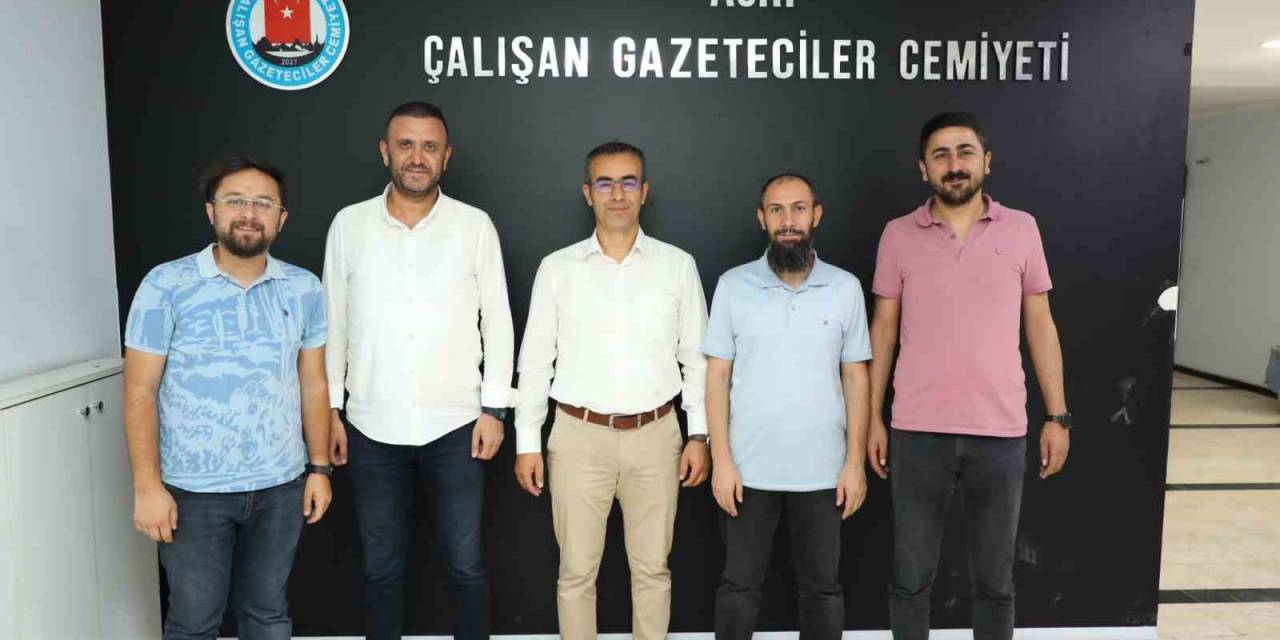 Ağrı Gençlik Ve Spor İl Müdürü Din, Çalışan Gazeteciler Cemiyeti’ni Ziyaret Etti