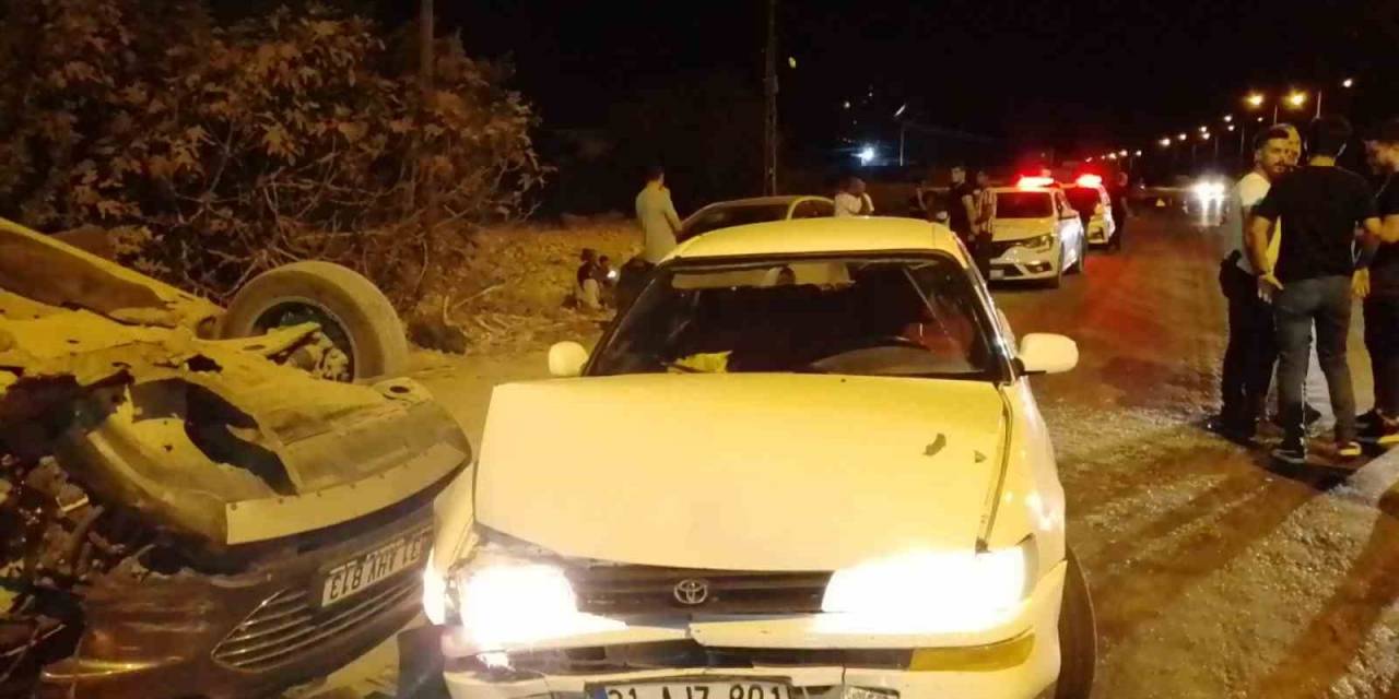 2 Aracın Çarpıştığı Kazada 4 Kişi Yaralandı