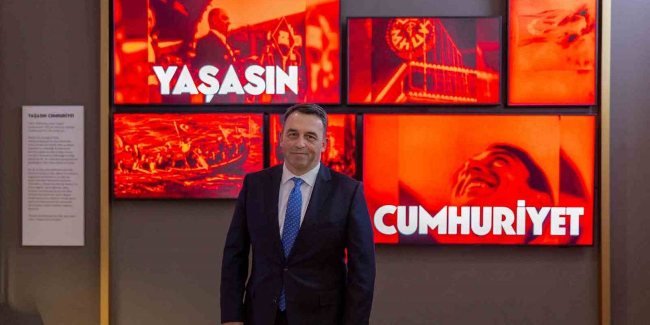 İş Bankası’ndan Cumhuriyetin 100. Yaşında Atatürk Konferansı