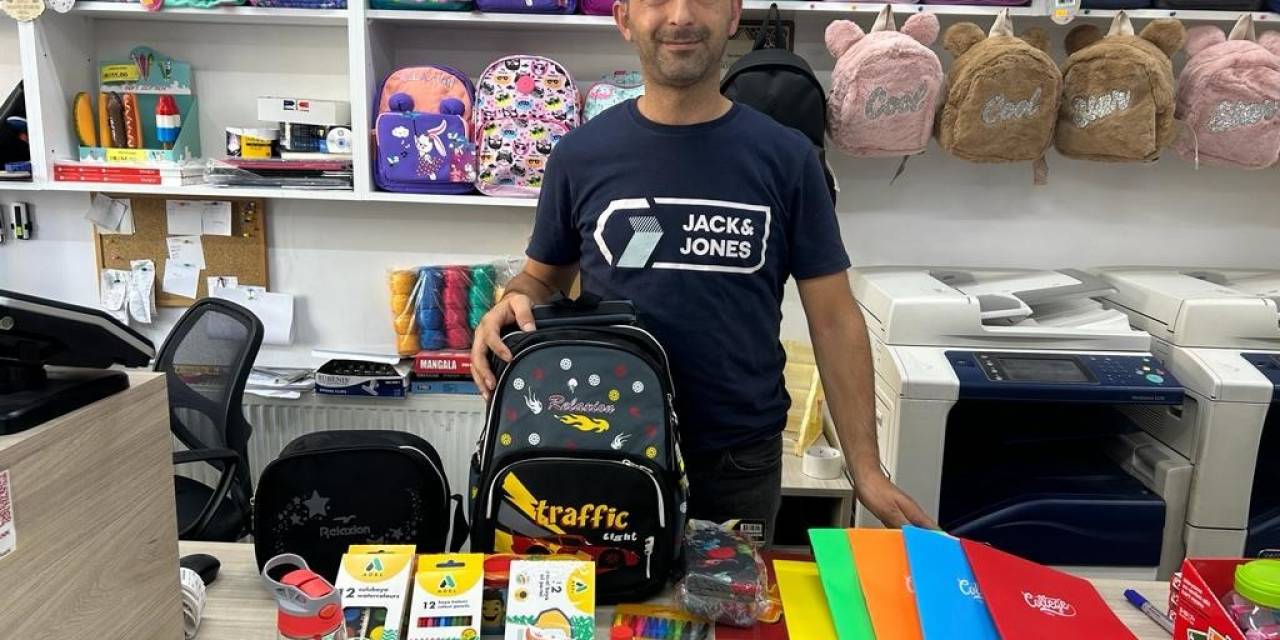 Bir Öğrencinin Kırtasiye Masrafı Bin 200 Tl