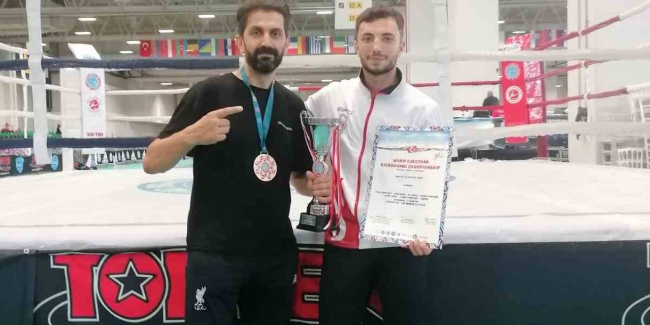 Samsunlu Kick Boksçu Avrupa Şampiyonu Oldu