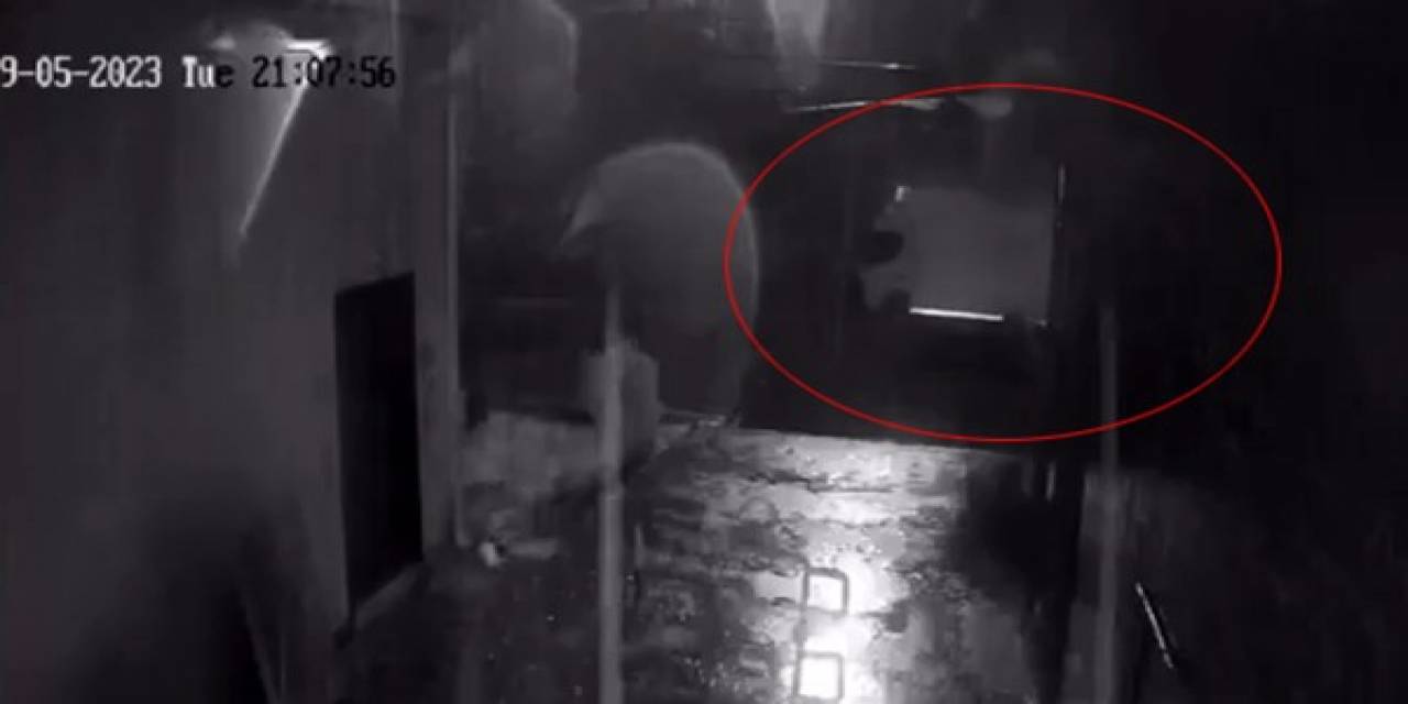 Masko’da İstinat Duvarının Kamyonun Üzerine Devrilme Anı Kamerada