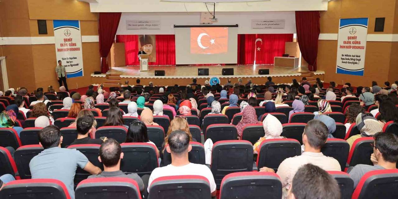 Aday Öğretmenlere Afet Ve Acil Durum Motivasyon Eğitimi Verildi