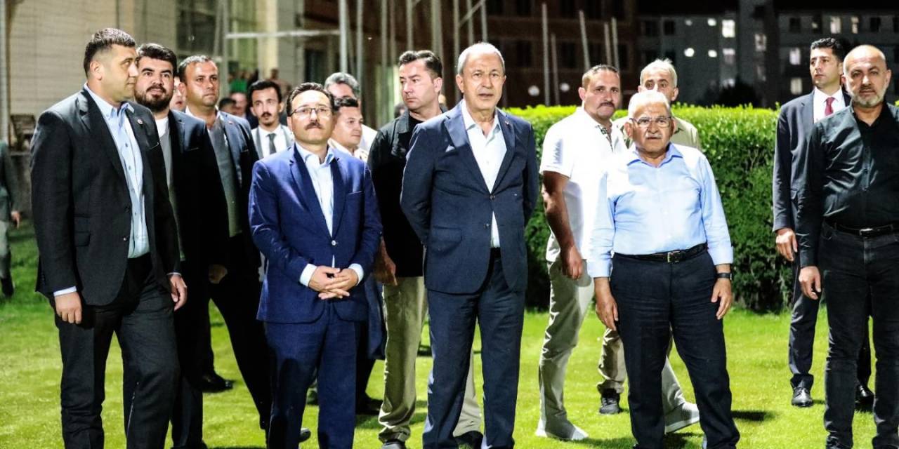 Kayserispor’un Yeni Teknik Direktörü Yarın Belli Olacak