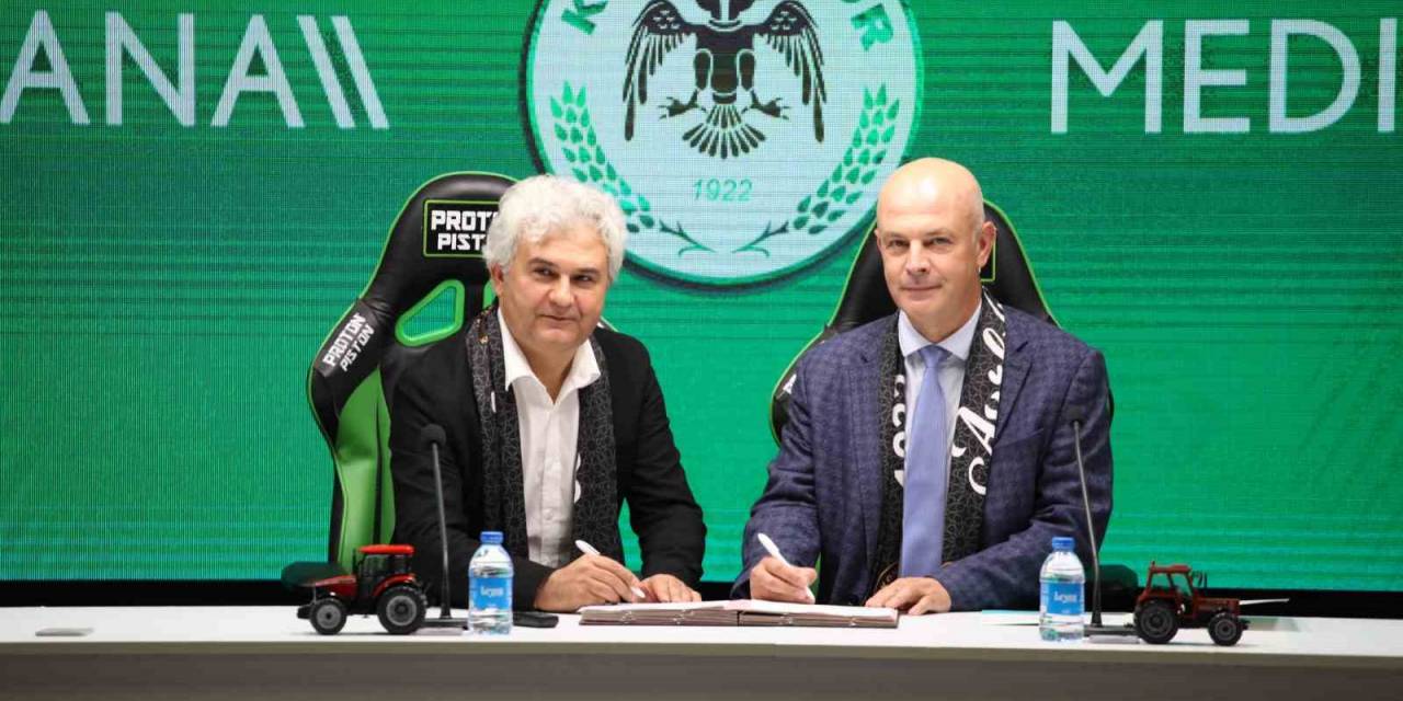 Medicana İle Konyaspor Sağlık Sponsorluğu Anlaşmasını Tazeledi