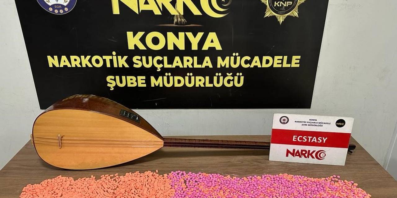Bağlamanın İçerisinden Binlerce Uyuşturucu Hap Çıktı