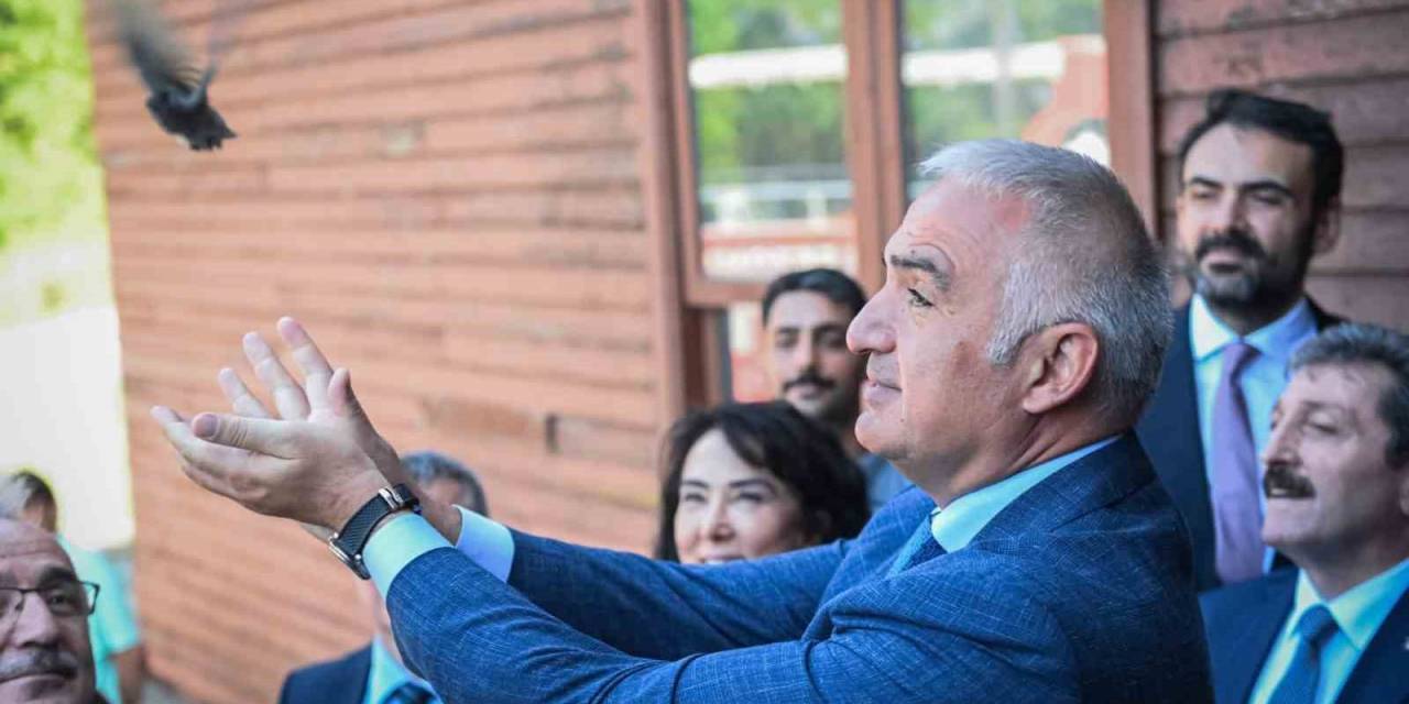 Bakan Ersoy ‘Kuş Cenneti’ni İnceledi