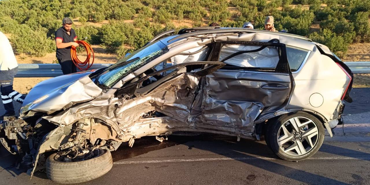 Bingöl’de Trafik Kazası: 1 Ölü, 2 Yaralı
