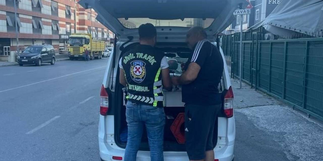 Yan Yatmış Dorsesiyle Trafikte Seyreden Tır Şoförüne 2 Bin 254 Lira Ceza