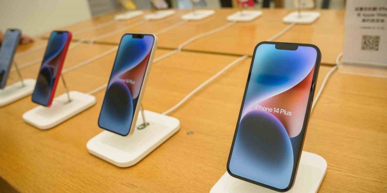 Apple, İphone’nun Yasaklandığı Çin’de 200 Milyar Dolar Kaybetti