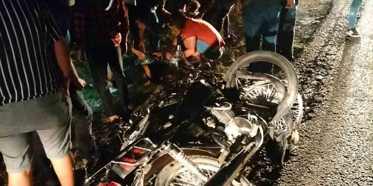 Adana’da Motosiklet Kazasında Yaralanan 3 Kişiden 1’i Hayatını Kaybetti