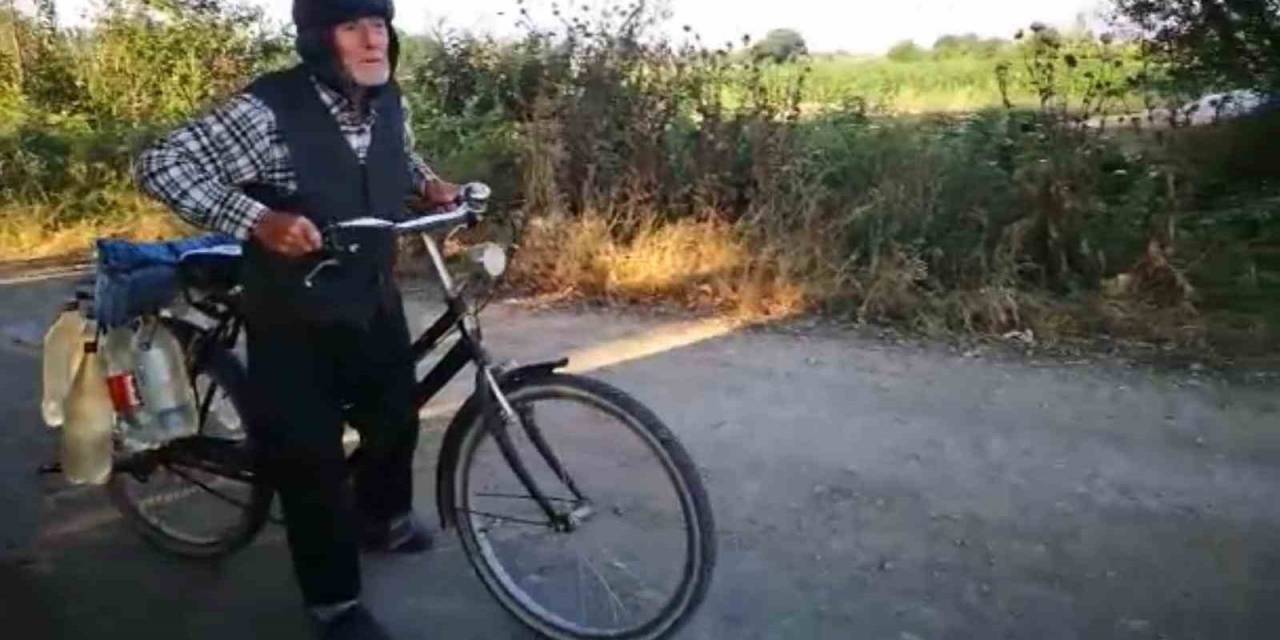 Sosyal Medyada Tıklanma Rekoru Kırmıştı, Vefat Edince Cenazesine Bayrak Asıldı