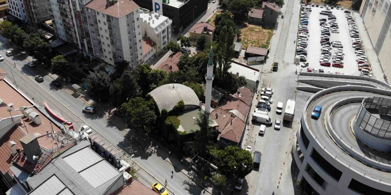 Avukat Pınar Turhanoğlu; "Caminin Yerine Ticaret Ve Turizm Alanı Yapacaklar"