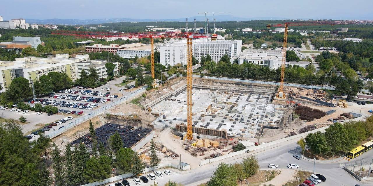 Uludağ Üniversitesi Şantiyeye Döndü...