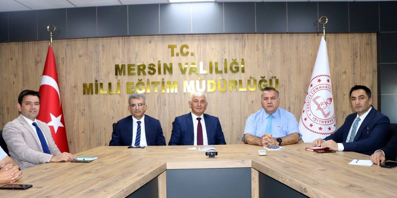 Mersin’de 2023- 2024 Eğitim Öğretim Yılı Toplantısı Yapıldı