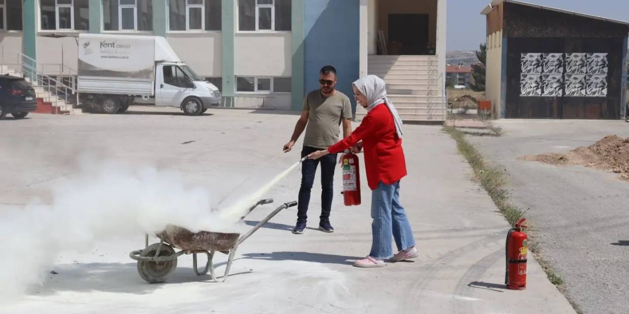 Kütahya’da Deprem, Yangın Ve Bina Tahliye Tatbikatı
