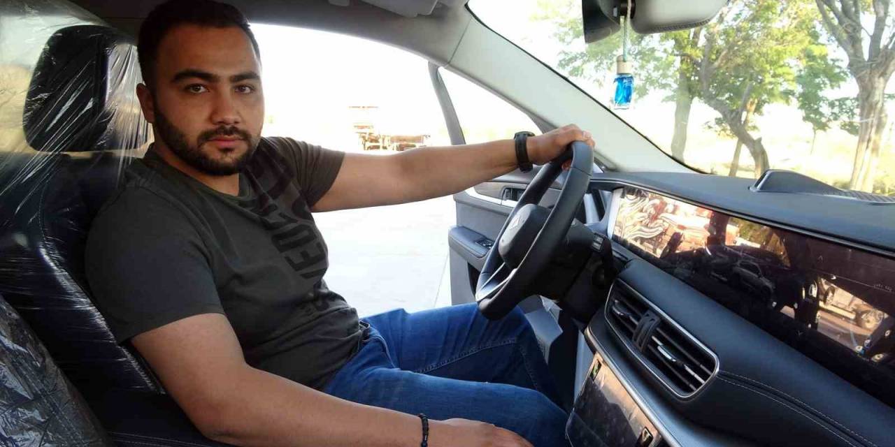 Togg’un Bin 391’inci Talihlisi Yerköylü Çiftçi: "çok Güzel Araç Yapmışlar, Yapan Mühendislerin Eline Koluna Sağlık”