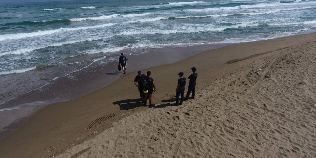 Sinop’ta Denizde Kaybolan 16 Yaşındaki Genci Arama Çalışmaları Devam Ediyor