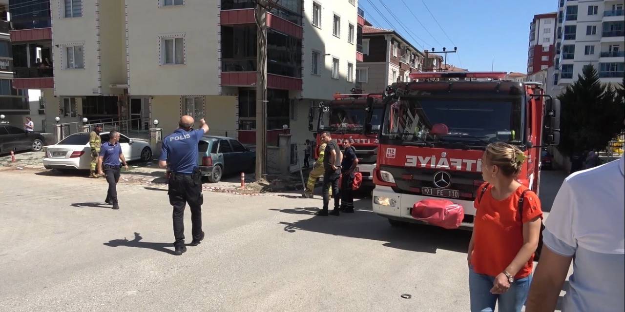320 Voltluk Elektrik Akımına Kapılan Genç Ölümden Döndü