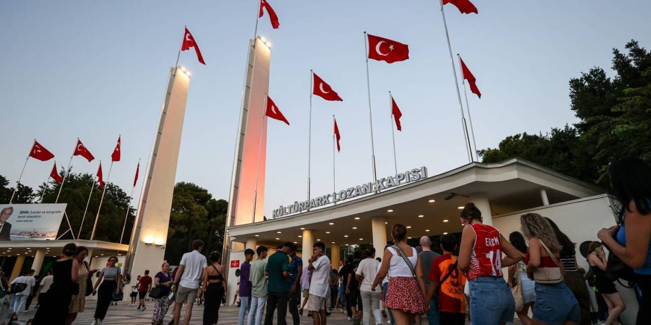 92. İzmir Enternasyonal Fuarı Ziyaretçilerini Bekliyor