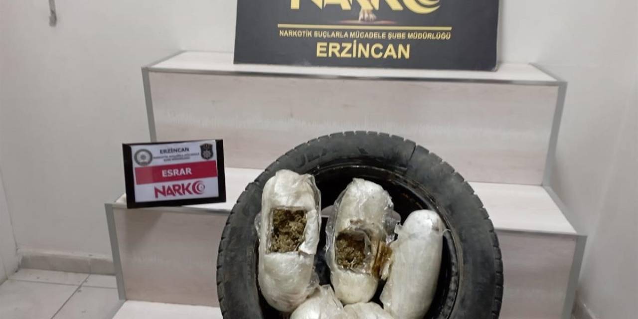 Stepneye Saklanan 3 Kilo 288 Gram Esrar Ele Geçirildi