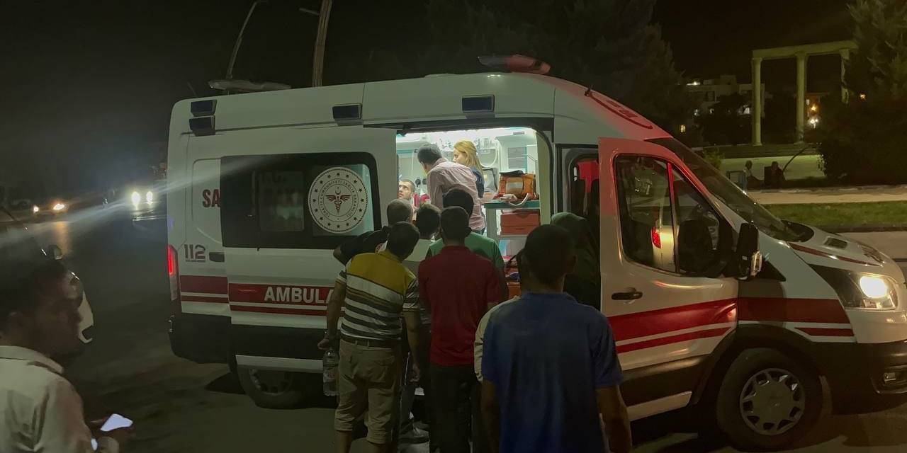 Kilis’te İki Grup Arasındaki Tekmeli Yumruklu Kavga Kamerada
