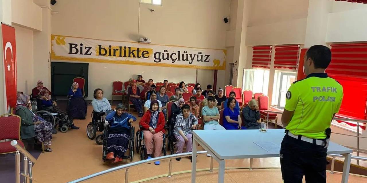 Özel Ve Engelli Bireylere Trafik Bilinci Eğitimi