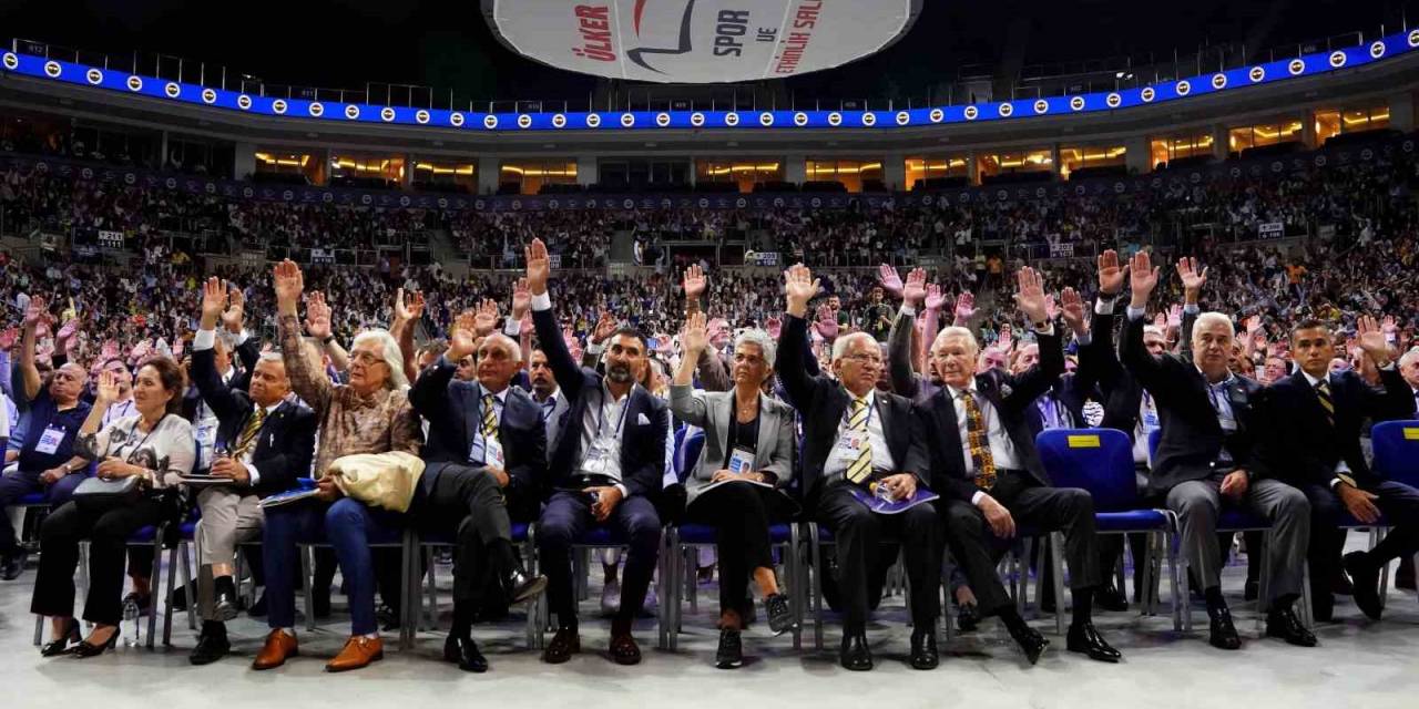 Fenerbahçe Olağanüstü Tüzük Tadili Genel Kurulu Başladı